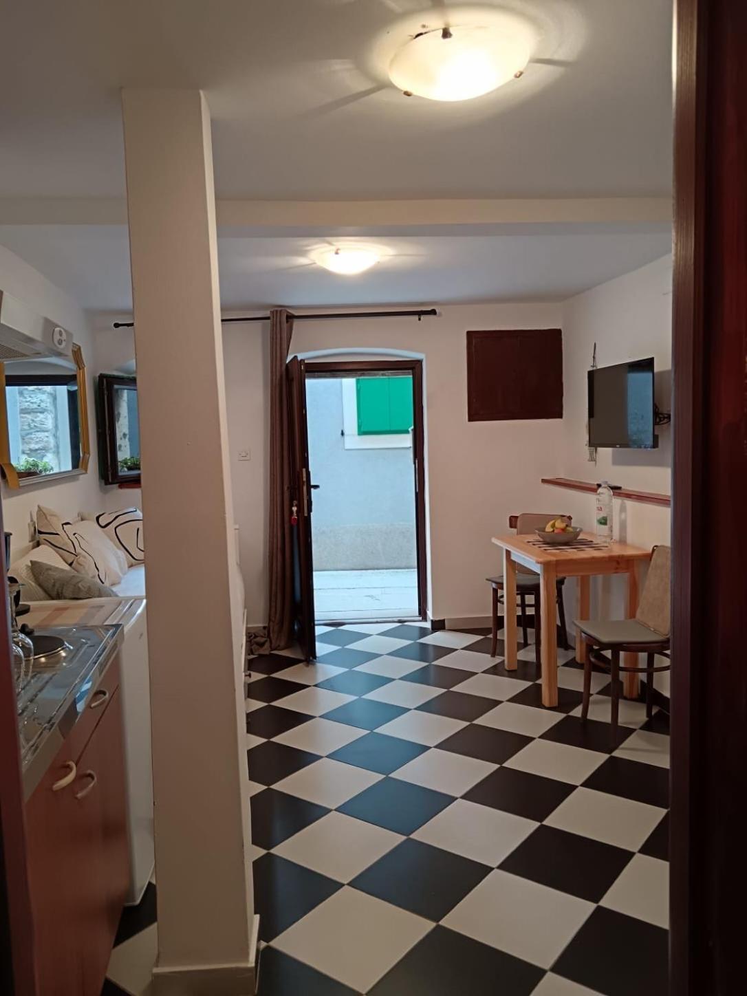 Lamar Cres Exteriér fotografie